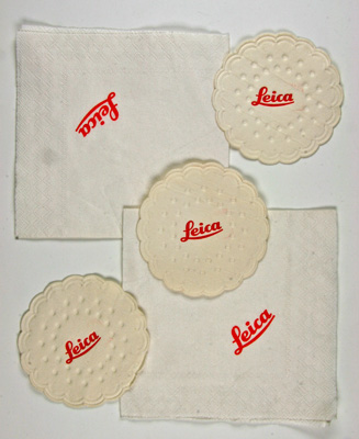 Leica Serviettes en papier et sous tasse