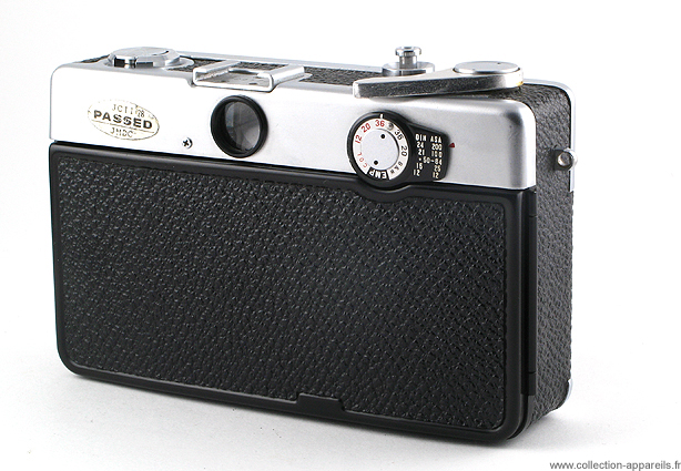Fujica Compact 35 Vintage cameras collection by Sylvain Halgand