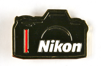 Nikon Pin's F601