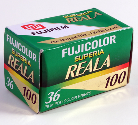 Fuji Superia Reala 100