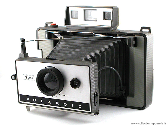 Polaroid Automatic 320