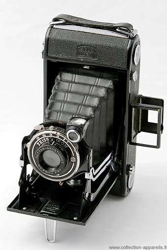 Zeiss Ikon Nettar Vintage cameras collection by Sylvain Halgand